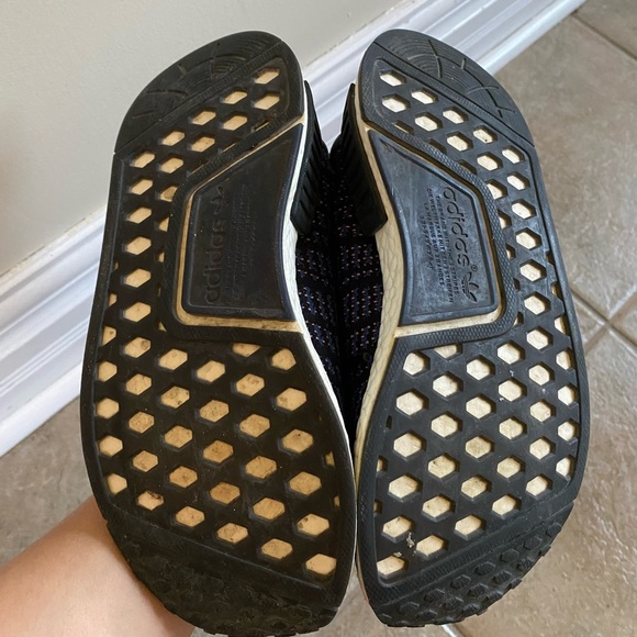 Adidas NMD Flyknit (7.5) - Picture 3 of 7